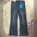 A739D6BA-8D2E-4DD1-81E0-1BD3B23FD71B