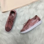 E6B53CE7-7B20-4FAE-9CDE-1A6DE3CD3162