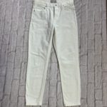 38208312-8F66-43E4-8D6C-438745EB74D3