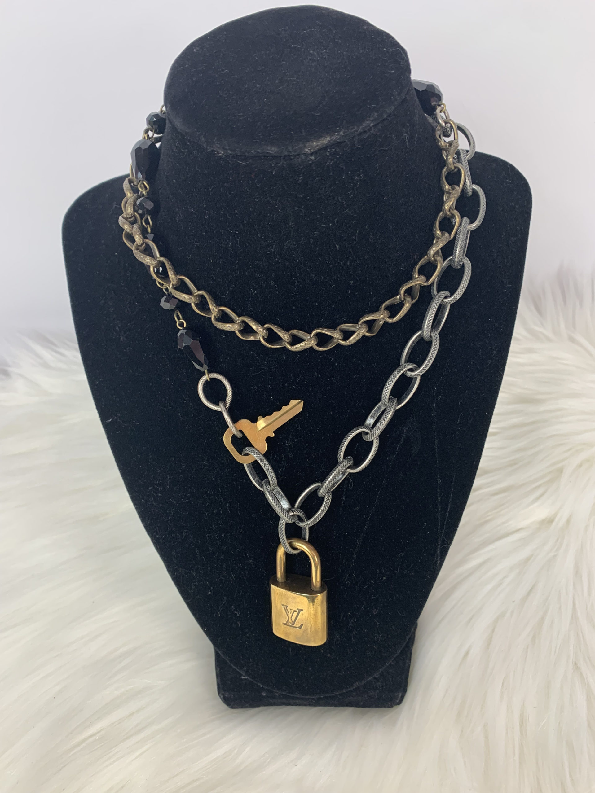 Louis Vuitton Brass Lock & Key Necklace – Changes Luxury Consignment