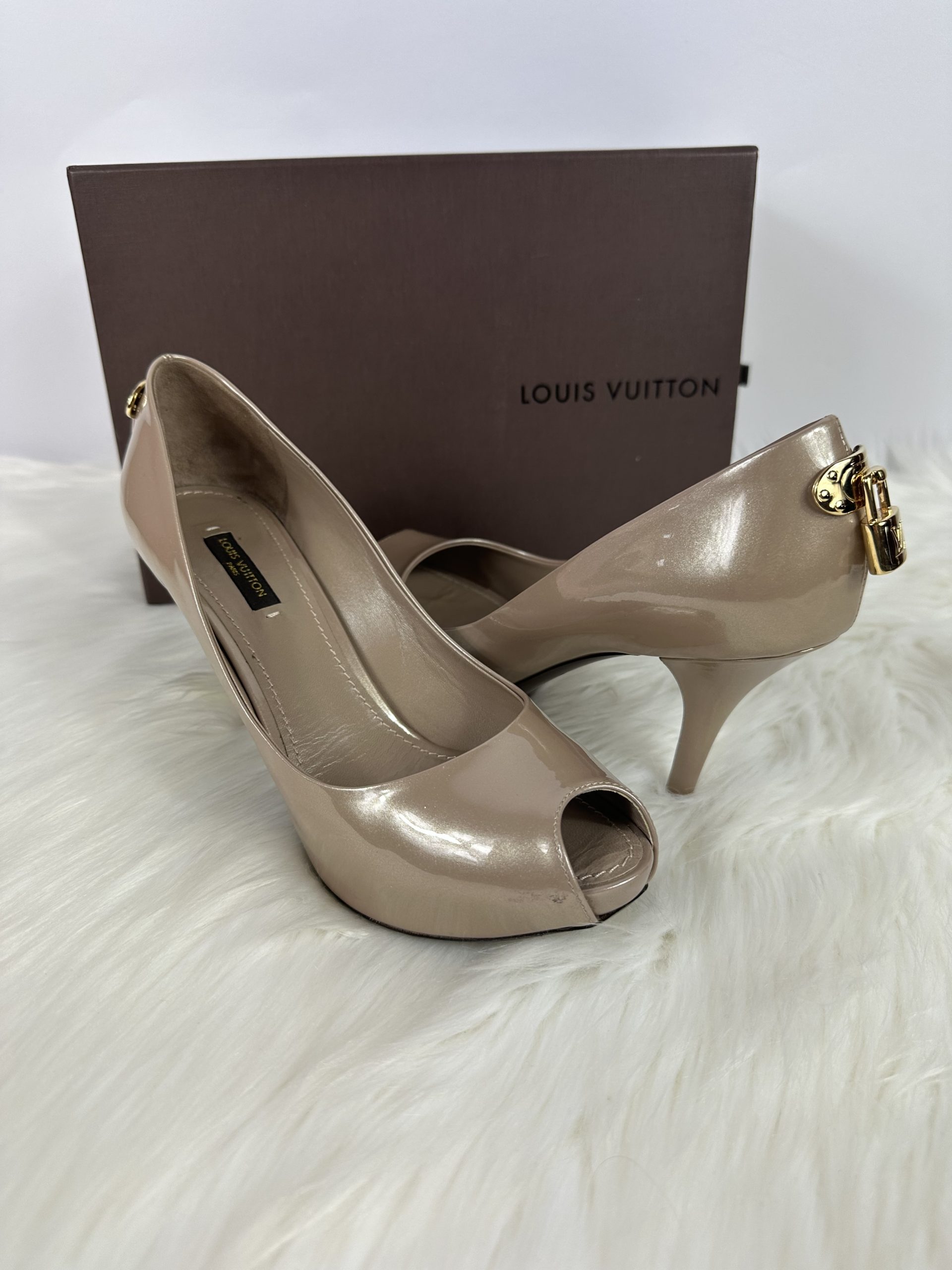Louis Vuitton Oh Really Nude Patent Open Toe Pump Sz 37.5 – Changes Luxury  Consignment